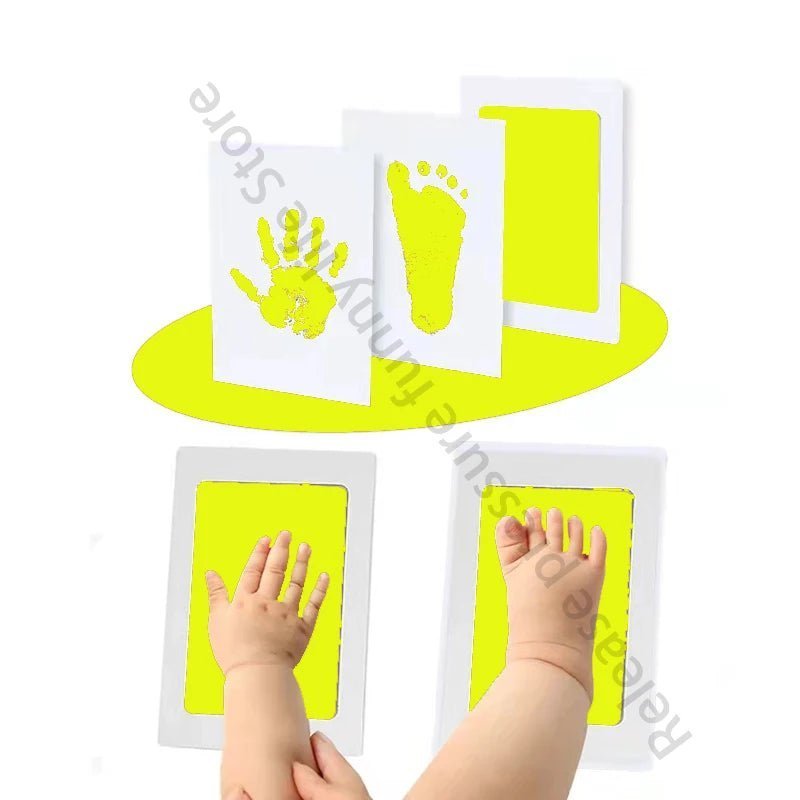 Newborn Hand and Footprint Kit with Photo Frame - BABYSMART
